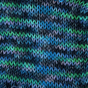 Ręcznie barwiona włóczka Złoczyńcy (Błyszcząca Skarpetkowa 400)