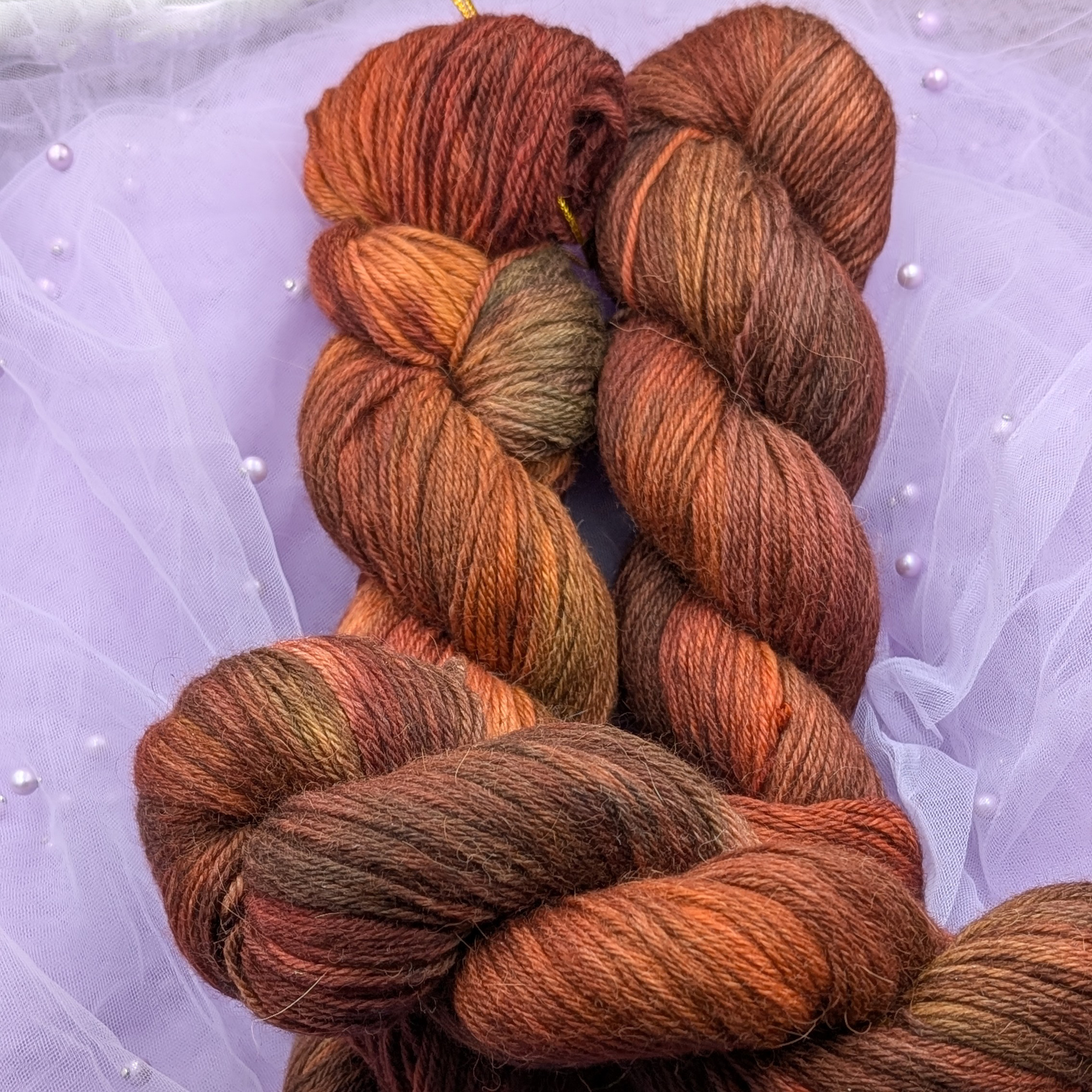 Ręcznie barwiona włóczka Dwór Jesieni (Ciepła 250)