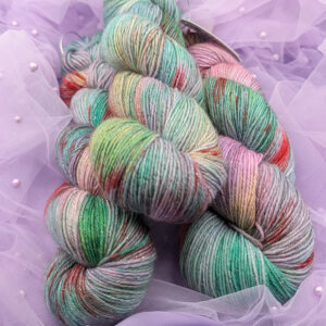 Ręcznie barwiona włóczka Syrenka (Błyszcząca Skarpetkowa 400)