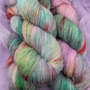 Ręcznie barwiona włóczka Syrenka (Błyszcząca Skarpetkowa 400)