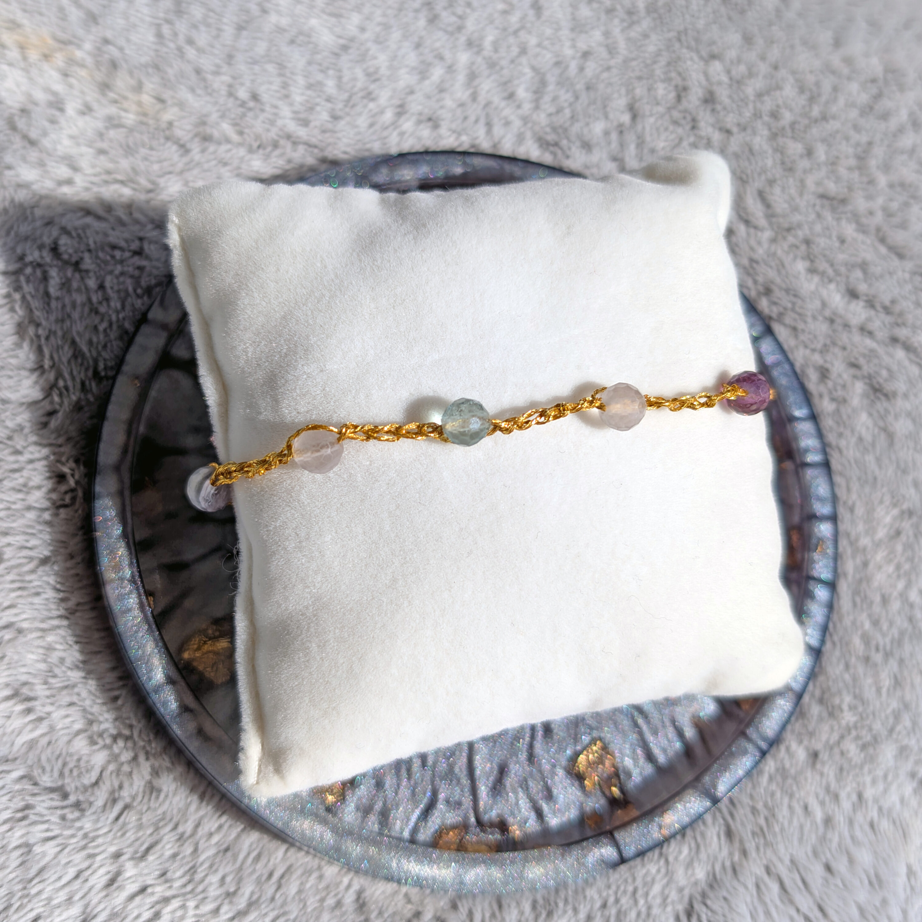 Bransoletka Blask (złota, fluoryt, 19cm)