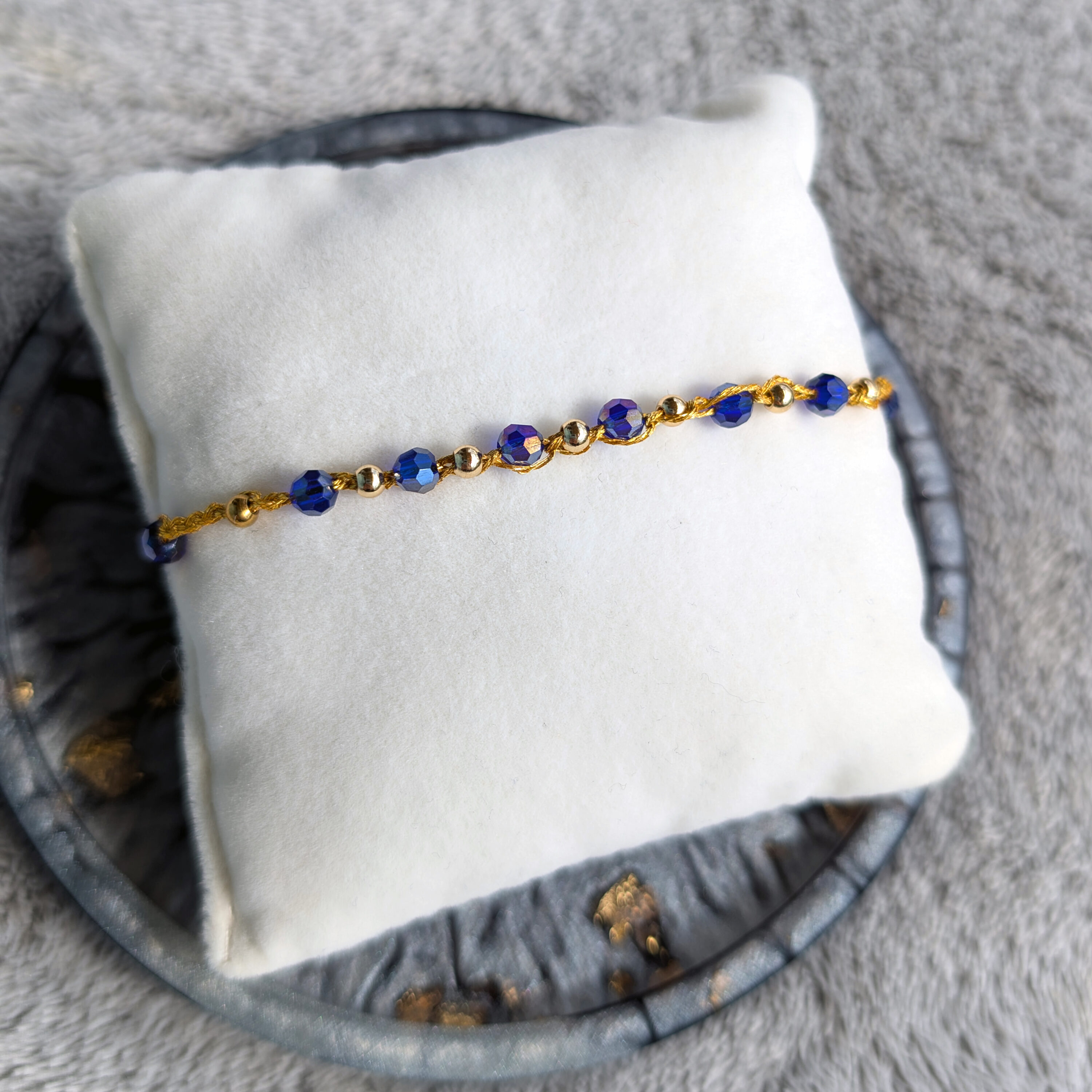 Bransoletka Zorza (złota, koraliki szklane, 18cm)