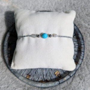 Bransoletka Orion (srebrna, howlit barwiony i kamień księżycowy, 17cm)